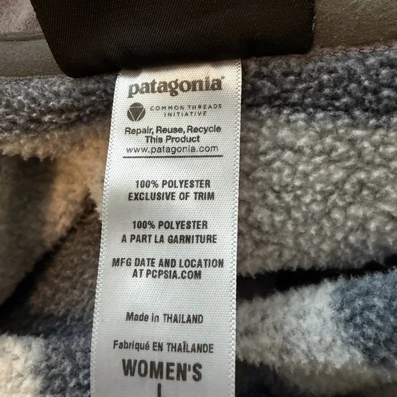 Patagonia Zip-Up 1/2 zip in dark Gray and light grey Stripes kangaroo pocket - Picture 9 of 16